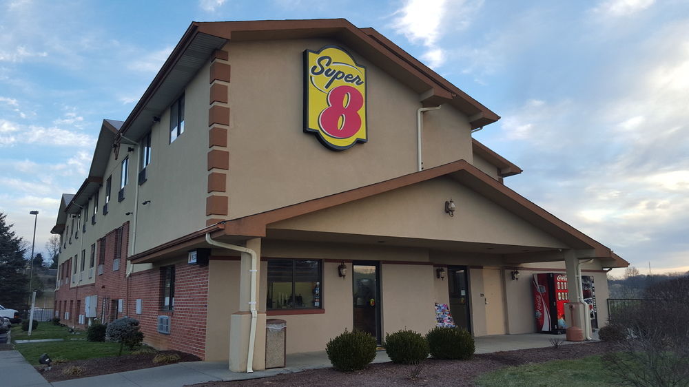 Super 8 By Wyndham Abingdon Va Hotel Exterior photo